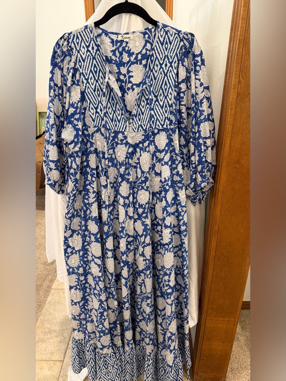 Karne Floral Maxi Dress in Blue & White Size XL